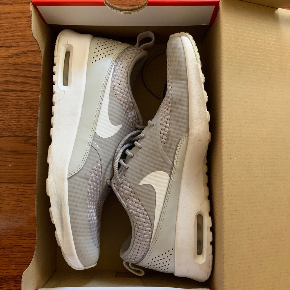 Nike Air Max Size 7.5